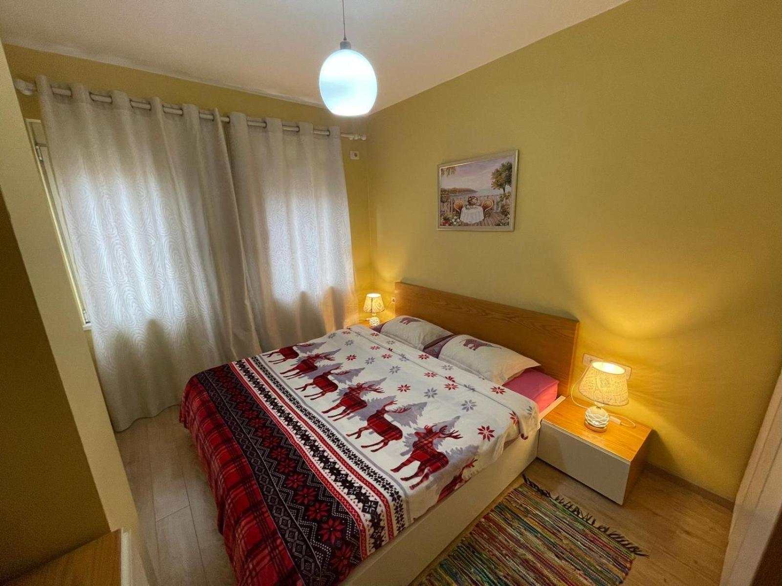Ergi'S Host Apartment Tirana Zewnętrze zdjęcie