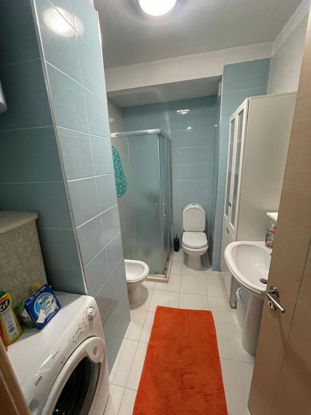 Ergi'S Host Apartment Tirana Zewnętrze zdjęcie