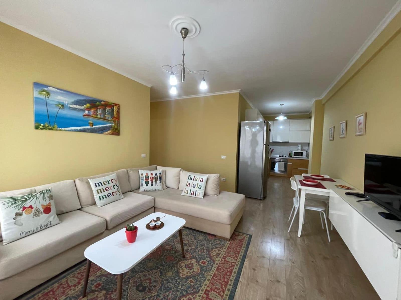 Ergi'S Host Apartment Tirana Zewnętrze zdjęcie